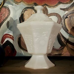 Vintage Milk glass Anchor Hocking grapes octagonal candy dish with lid